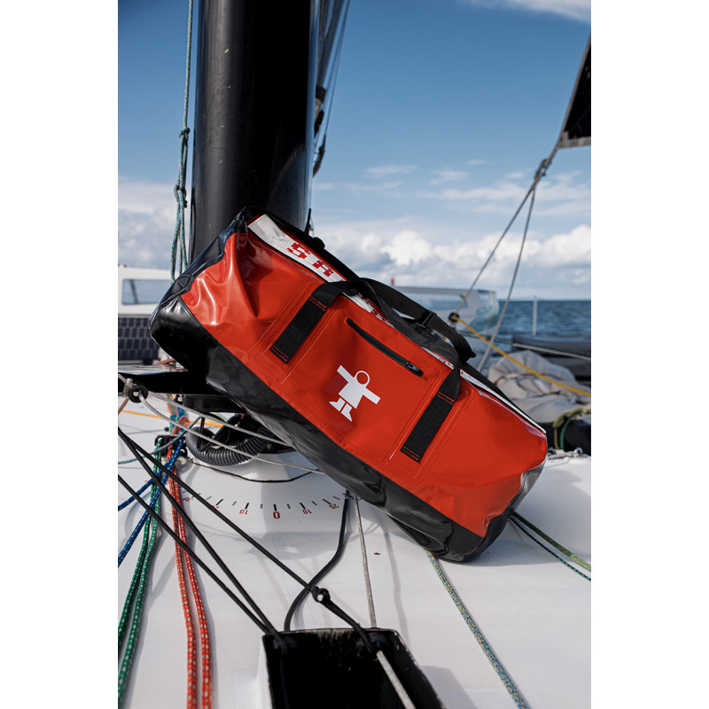 Sac AO rouge en mer